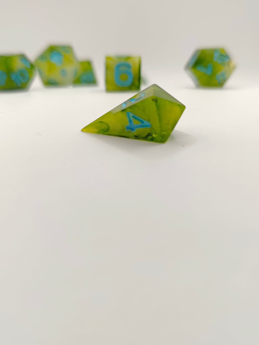 Mini dice set: Sprig of Spring
