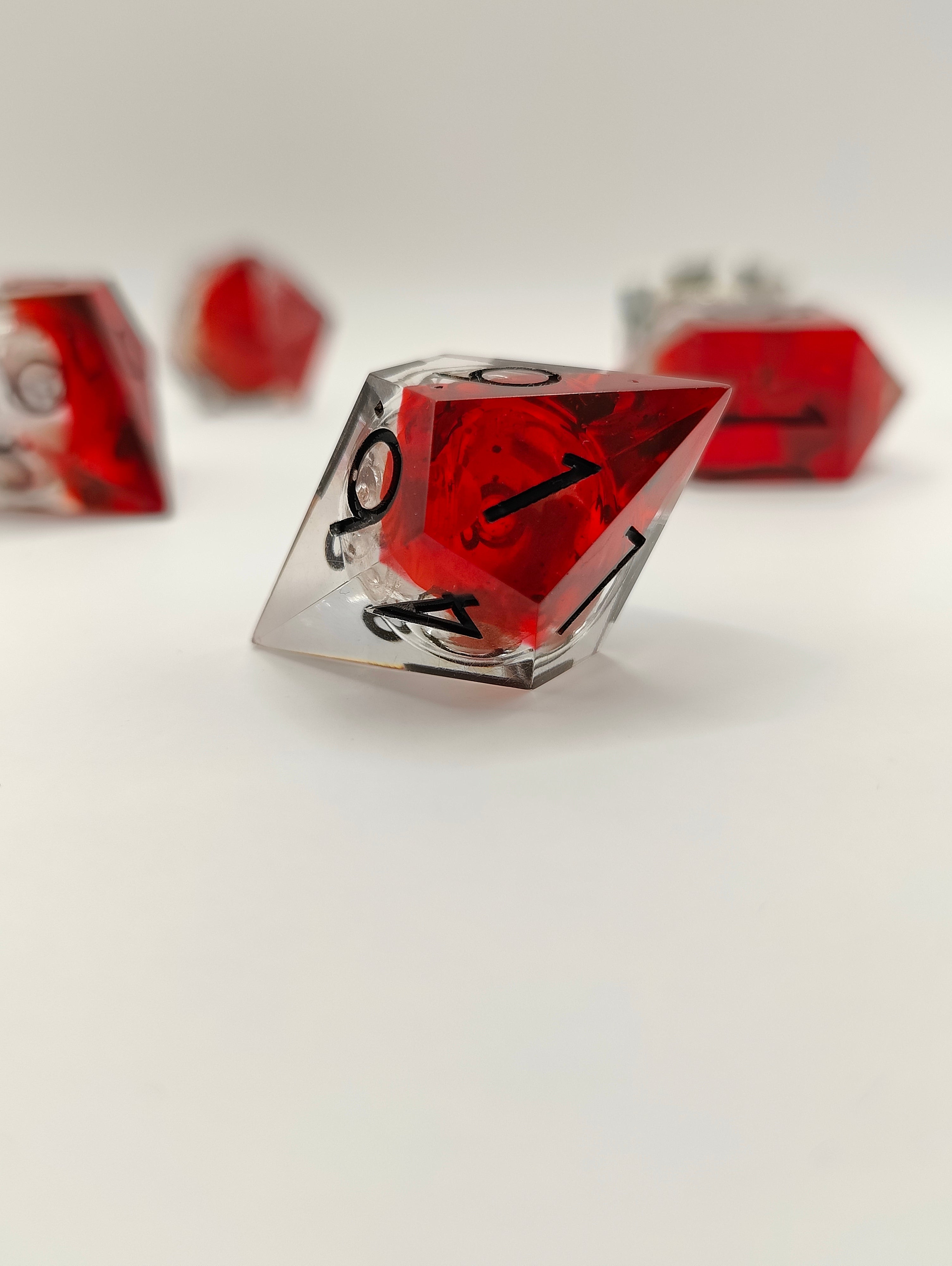 Handmade dice set: Molten wisp
