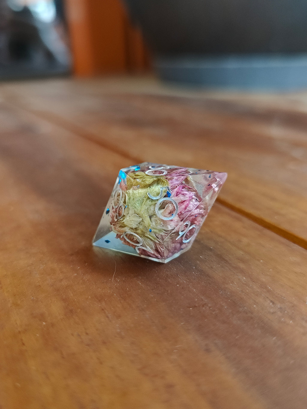 Handmade single elongated D100: In bloom