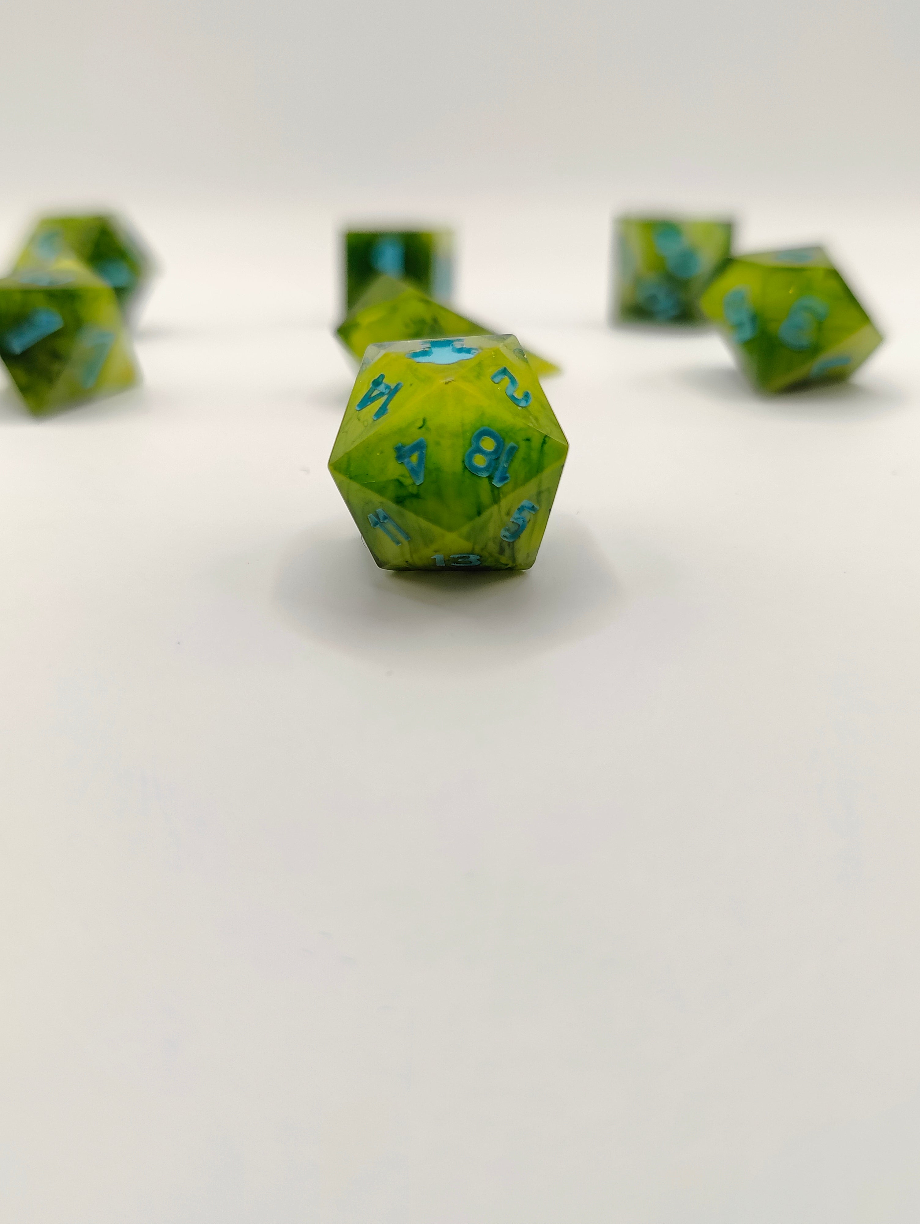 Mini dice set: Sprig of Spring