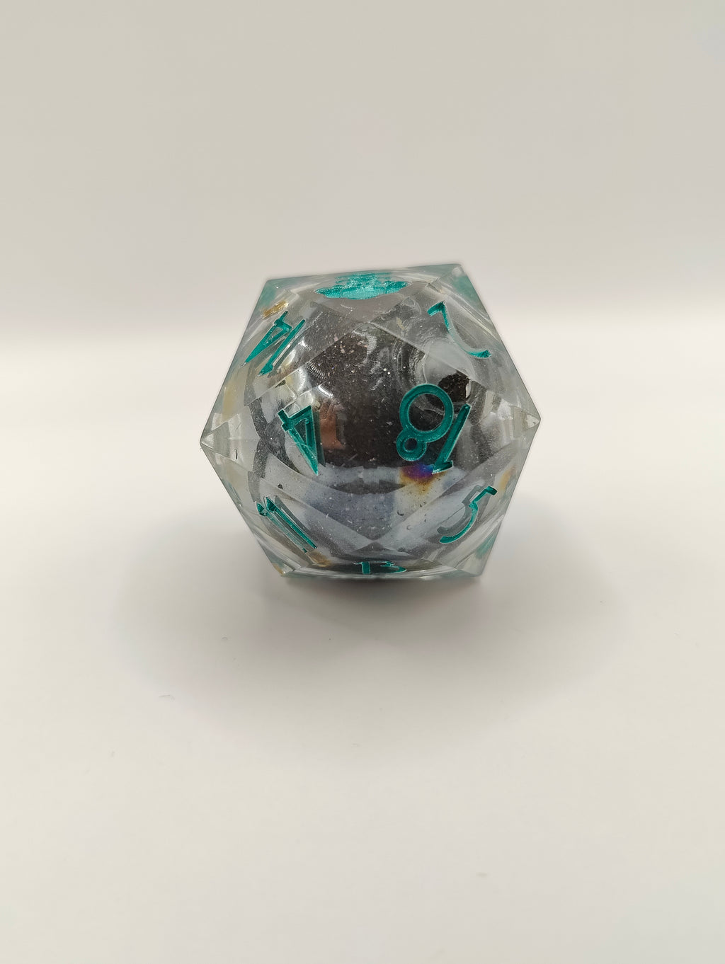 Handmade liquid core 30 mm D20: Oil spill