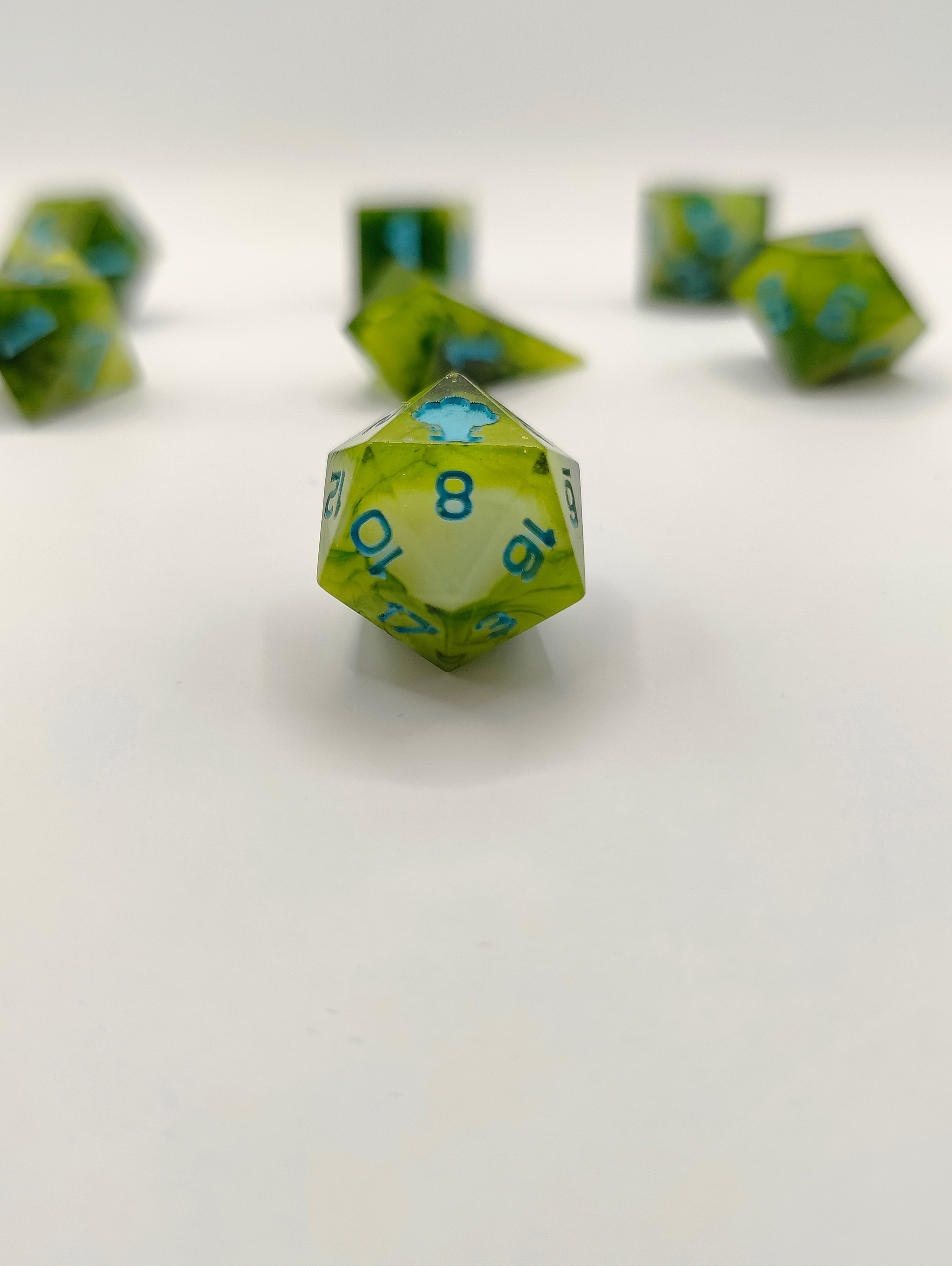 Mini dice set: Sprig of Spring