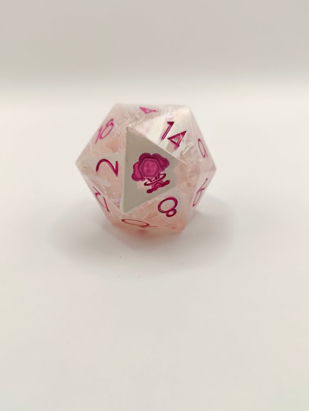 Handmade 30 mm D20: Rose Quartz