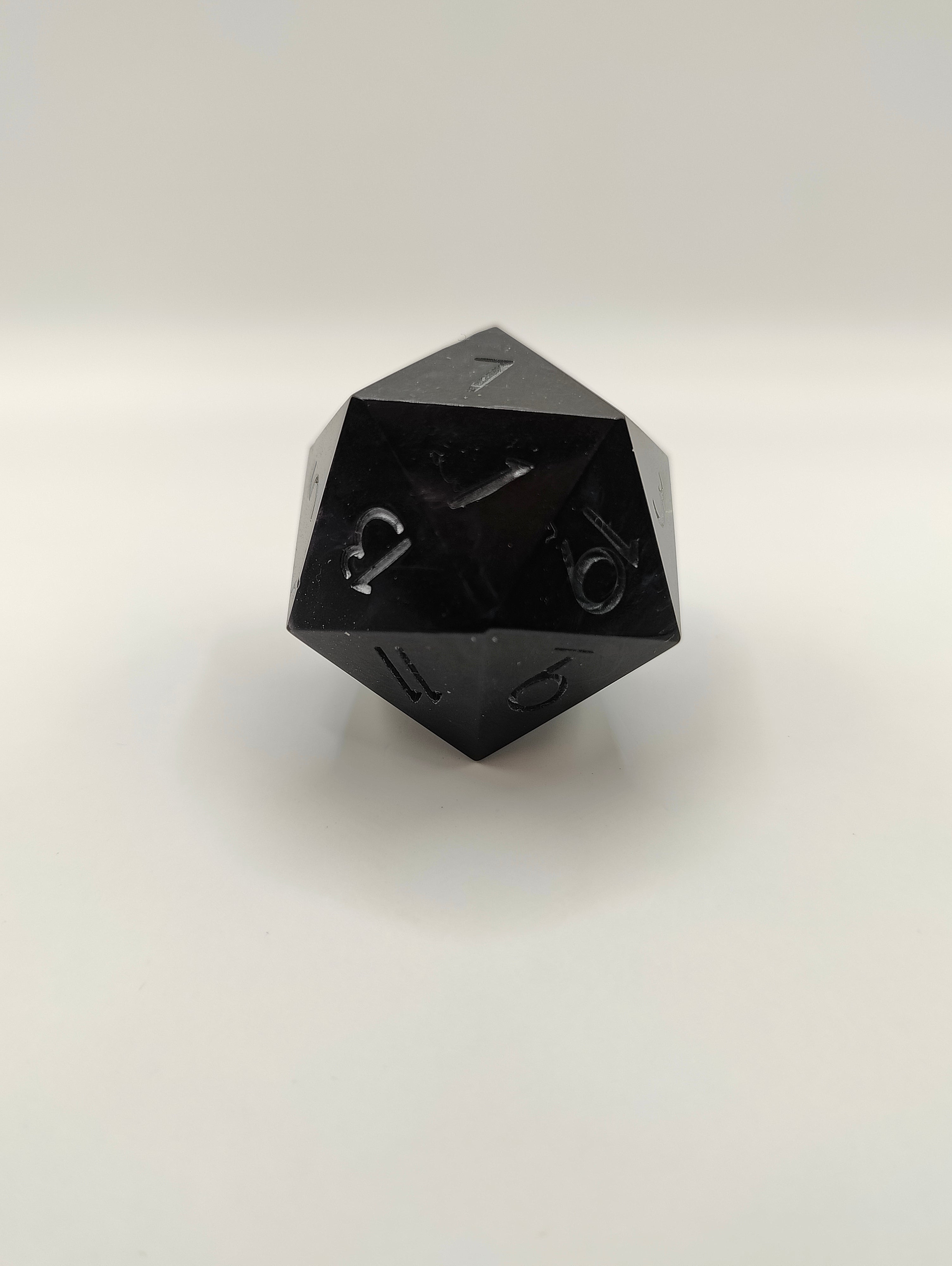 Handmade 30 mm D20: Sneak attack